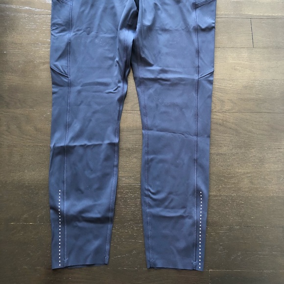 ✴️ Lululemon True Navy Fast and Free Sz 12 - Picture 5 of 11